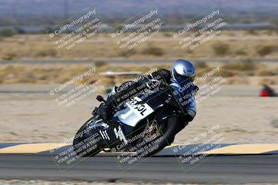 media/Jan-09-2022-SoCal Trackdays (Sun) [[2b1fec8404]]/Turn 11 (935am)/